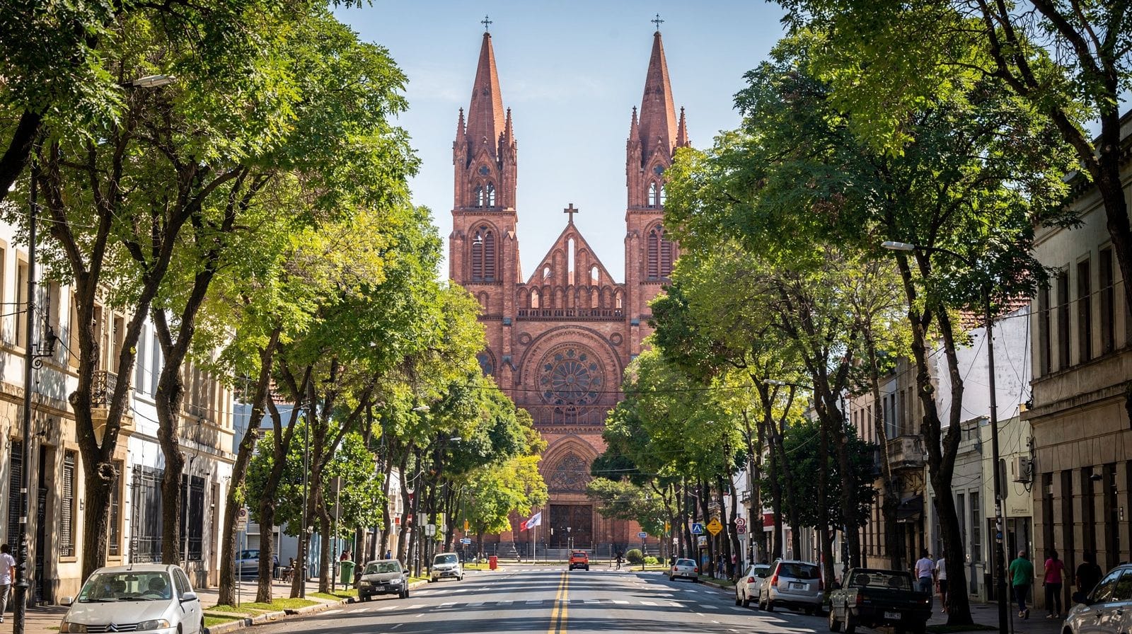 La Plata: A Grid City of Diagonals and a Neo-Gothic Cathedral
