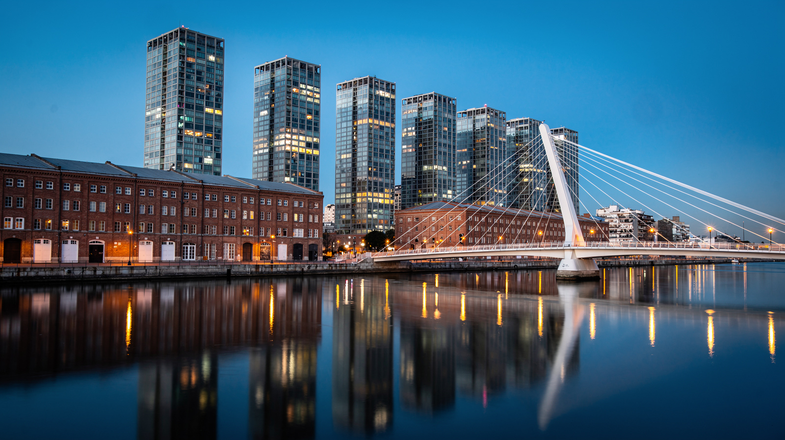 Puerto Madero: Ein Guide zu Buenos Aires' neuestem Barrio